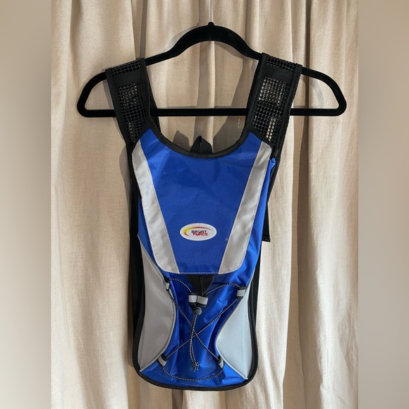 Sport Force Hydration Backpack - Picture 5 of 11